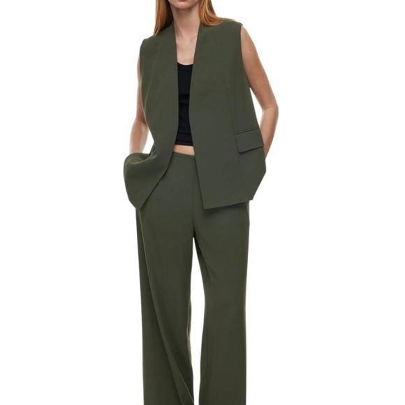 Aritzia Babaton Expert Vest Relaxed Open-front Crepe Vest Dark Olive Women's XS - Picture 3 of 13